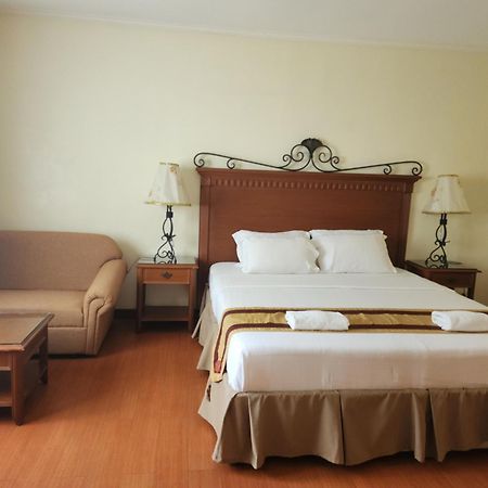 Villa Tomasa Alona Kew White Beach Resort Panglao Island Exterior photo