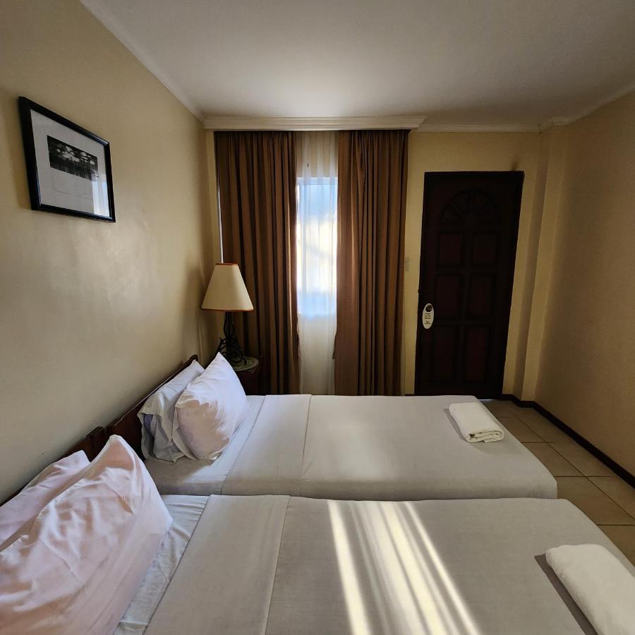 Villa Tomasa Alona Kew White Beach Resort Panglao Island Exterior photo