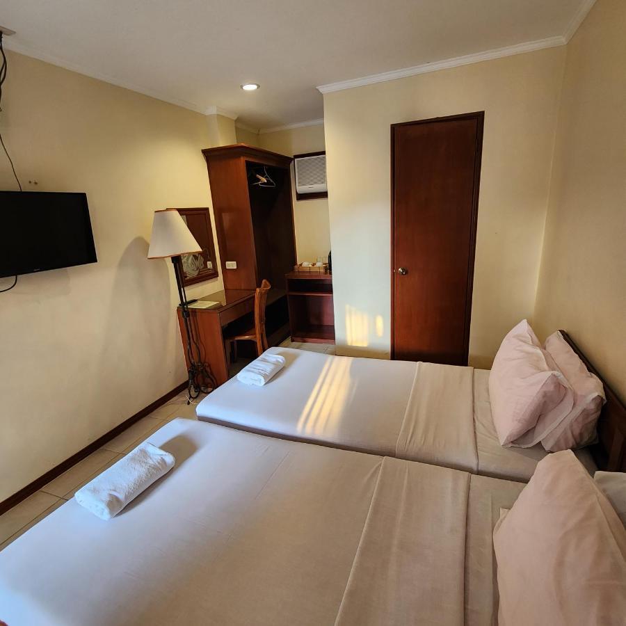 Villa Tomasa Alona Kew White Beach Resort Panglao Island Exterior photo