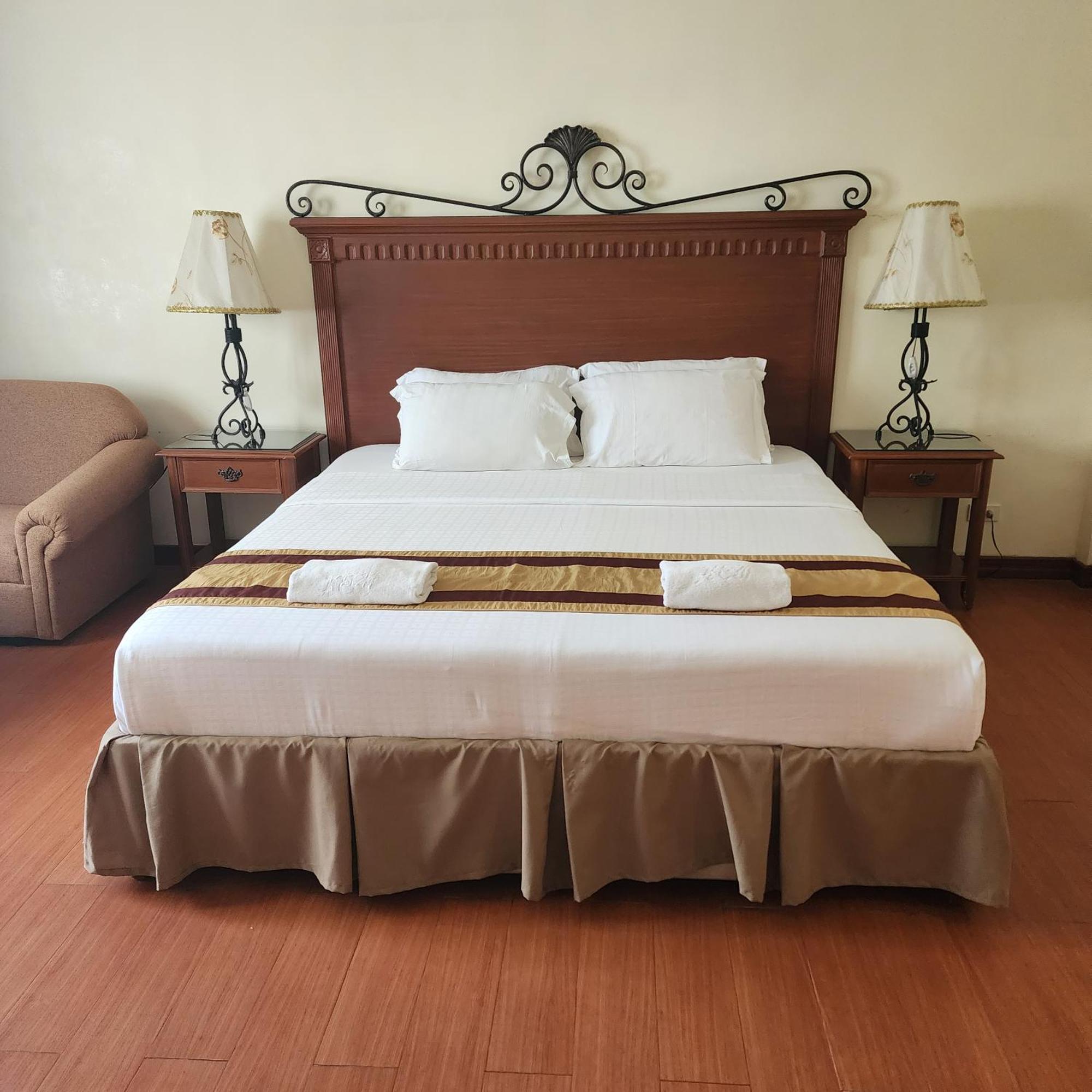 Villa Tomasa Alona Kew White Beach Resort Panglao Island Exterior photo